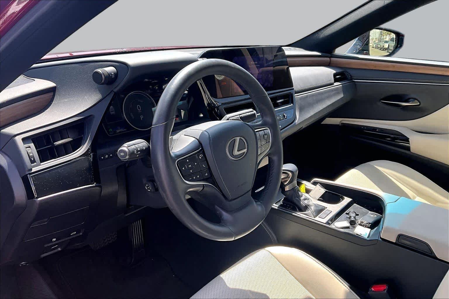 Certified Used 2023 Matador Red Mica Lexus  image 18