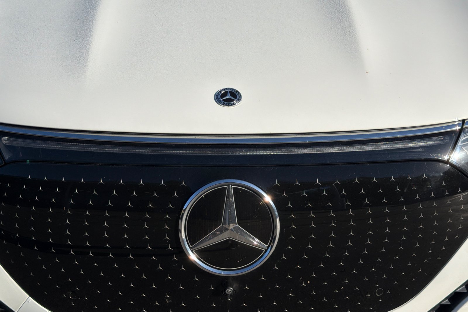 Certified Used 2023 White Mercedes-Benz 580 image 17