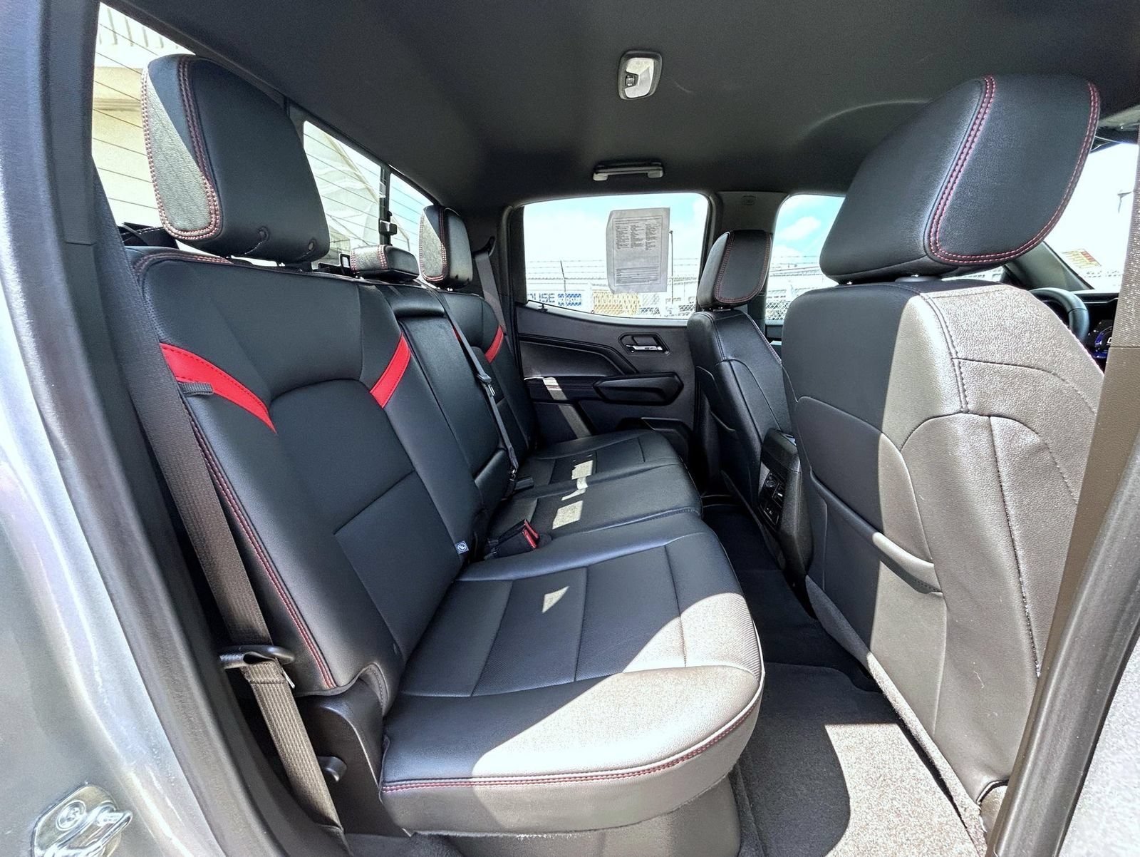 2025 Chevrolet Colorado Z71 - Photo 20