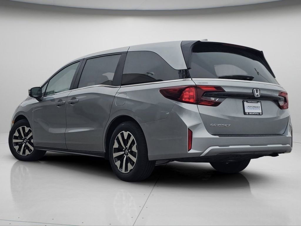 New 2026 Solar Silver Metallic Honda EX-L image 8