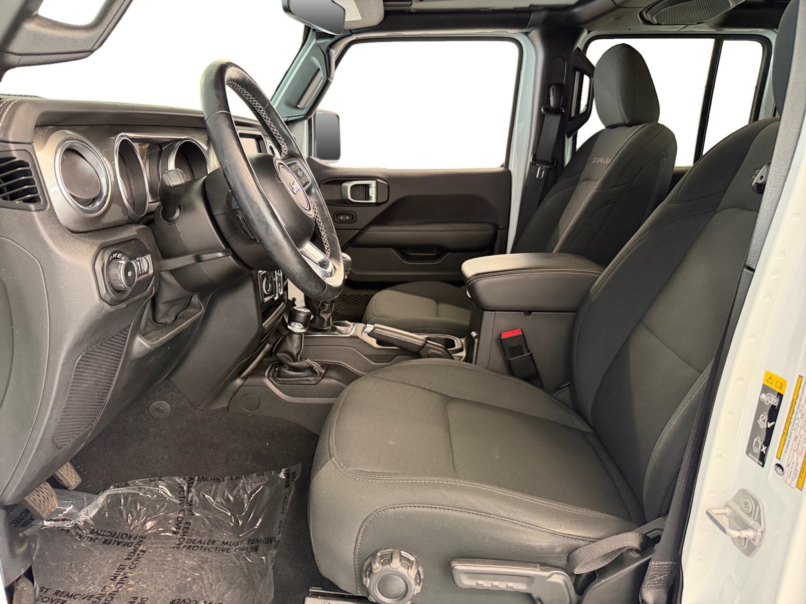 Used 2021 Bright White Clearcoat Jeep Unlimited Sahara image 8