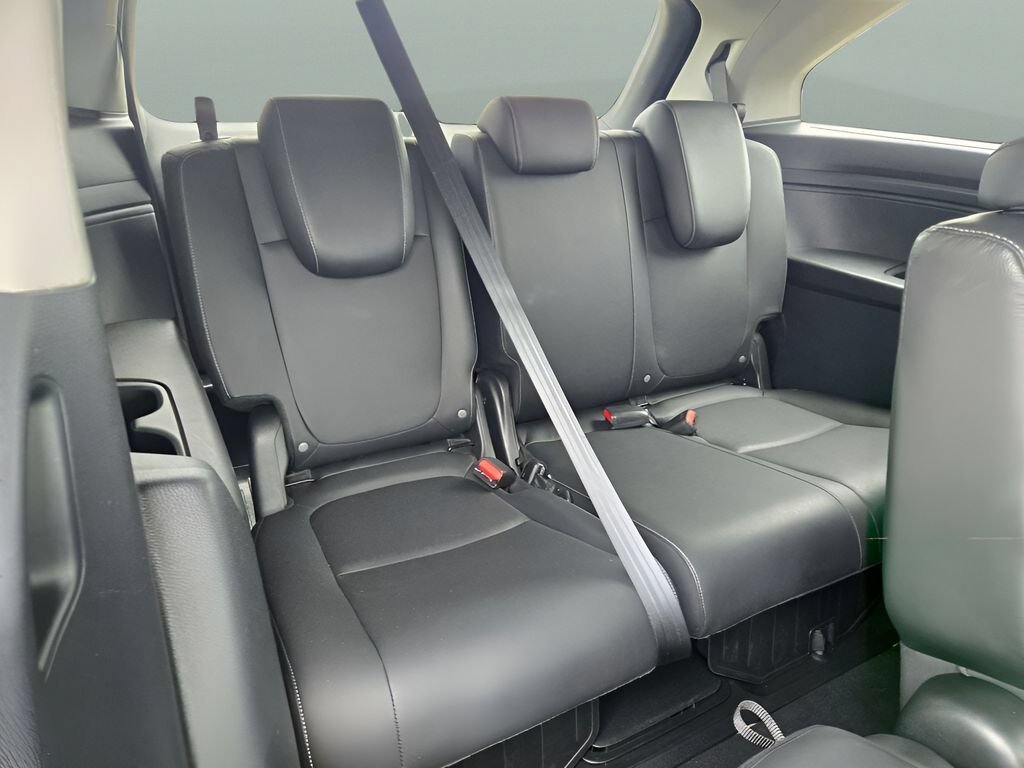 Used 2024 Gray Honda EX-L image 12