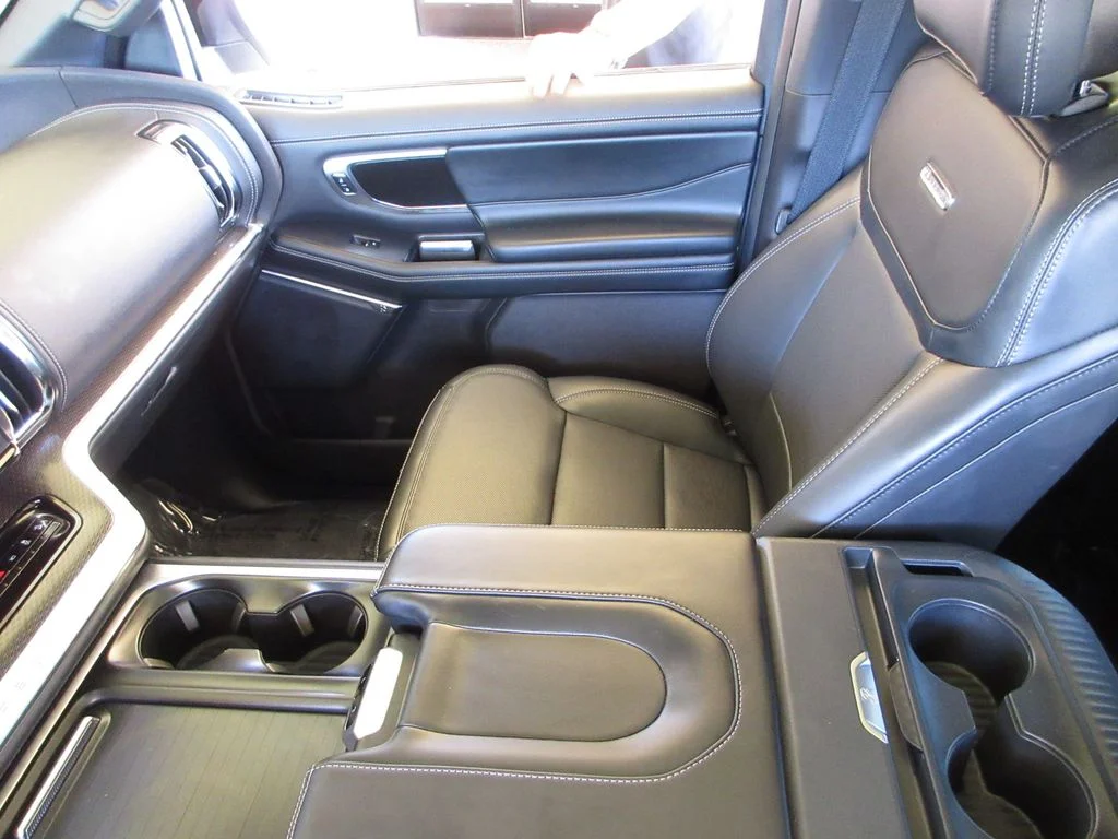 New 2026 Glacier Gray Metallic Tri-Coat Ford Platinum image 21