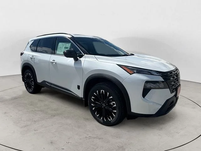 New 2026 Everest White Pearl Tricoat Nissan Dark Armor image 8