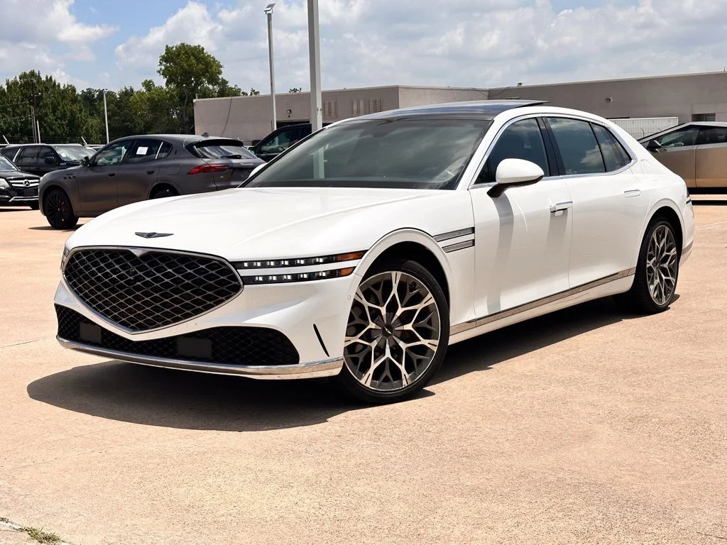 Used 2024 White Genesis 3.5T e-SC image 7