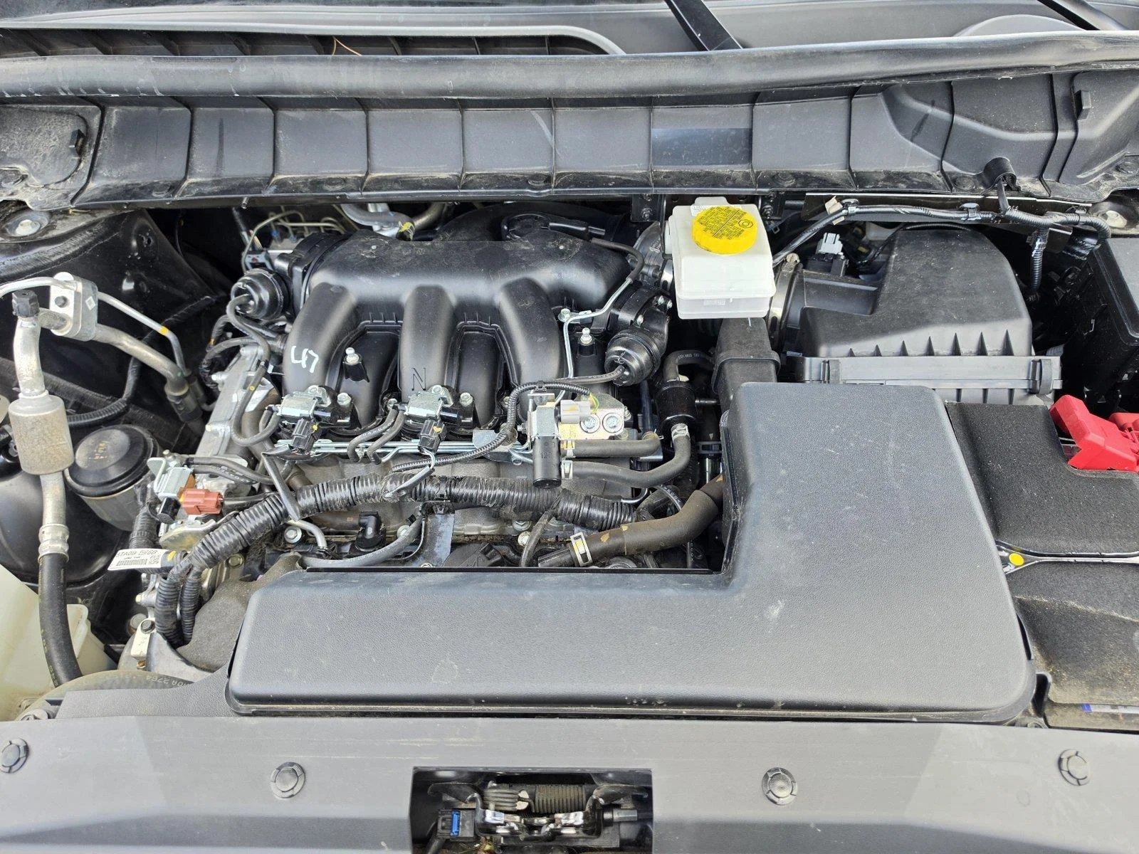 Used 2025 Super Black Nissan SV image 31