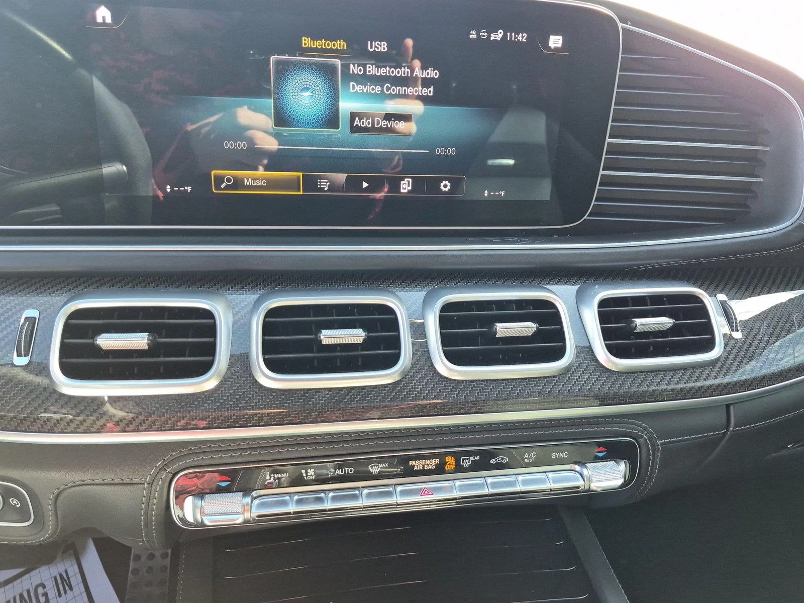 Used 2021 designo Diamond White Metallic Mercedes-Benz AMG® GLE 53 image 23