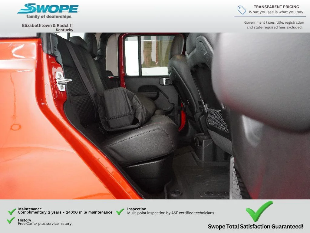 Used 2025 Firecracker Red Clearcoat Jeep Rubicon image 9