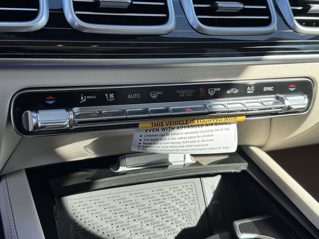 New 2026 Obsidian Black Metallic Mercedes-Benz GLE 350 image 28