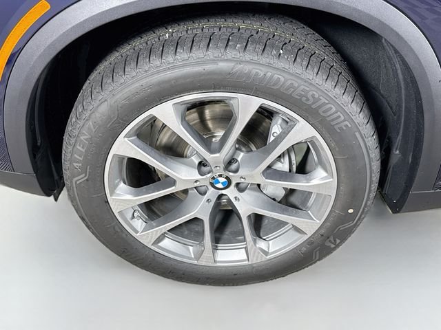 New 2026 Blue BMW xDrive40i image 32