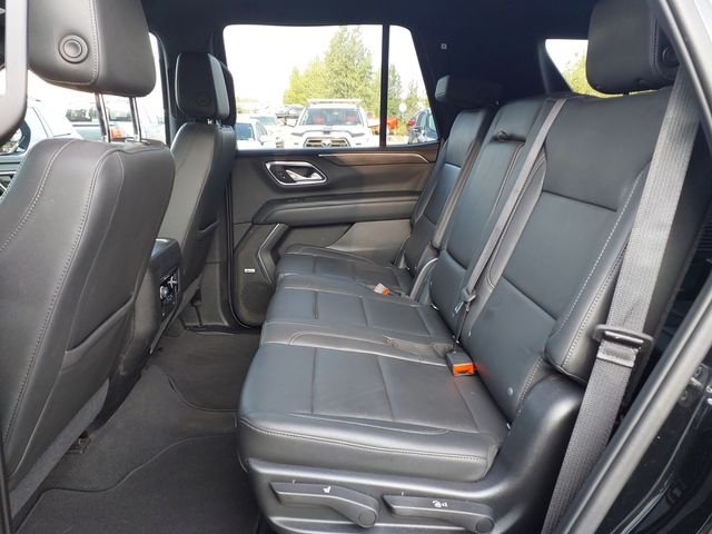 Used 2021 Black Chevrolet Z71 image 22