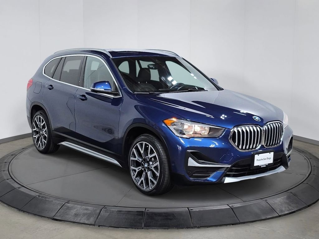 Used 2021 Blue BMW sDrive28i image 9