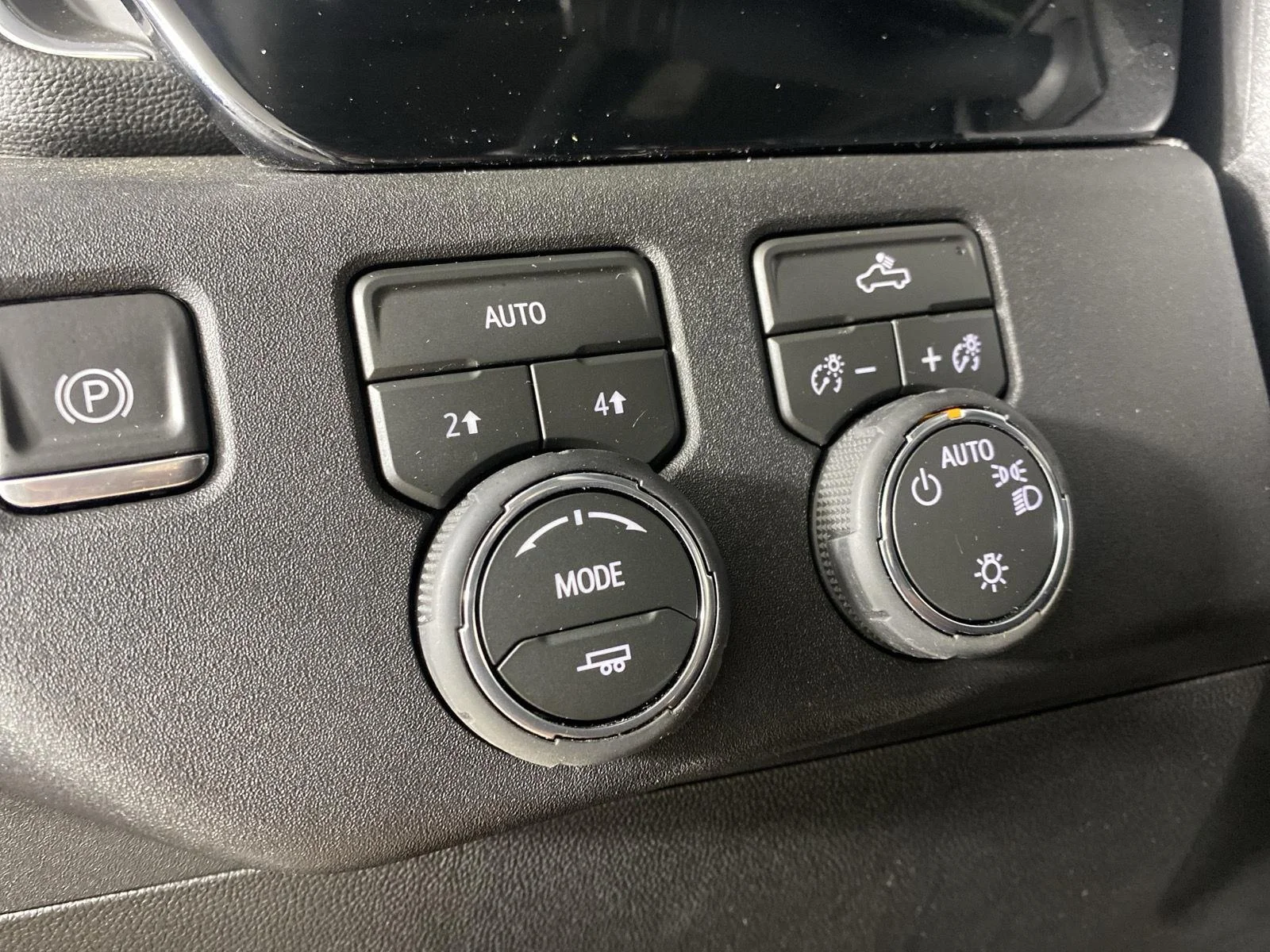 Used 2026 Sterling Gray Metallic Chevrolet LT image 17