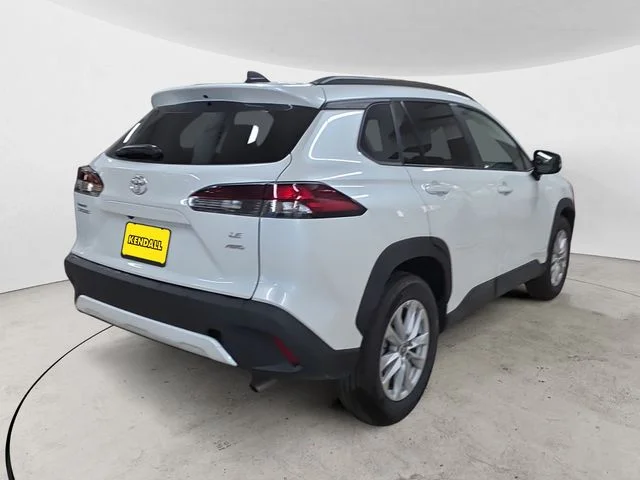 Used 2026 Beige Toyota LE image 5
