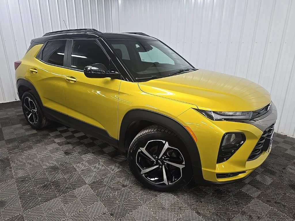 Used 2023 Nitro Yellow Metallic Chevrolet RS image 9