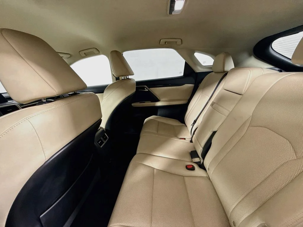 Used 2021 Nori Green Pearl Lexus  image 23