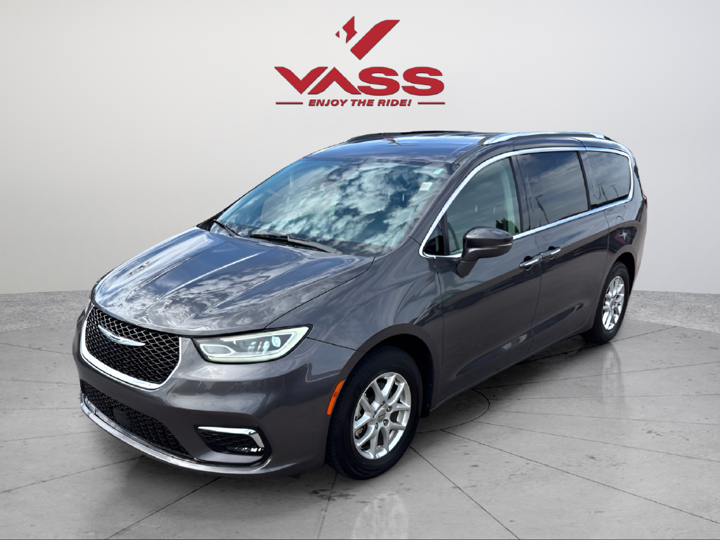 Used 2021 Gray Chrysler Touring L image 1