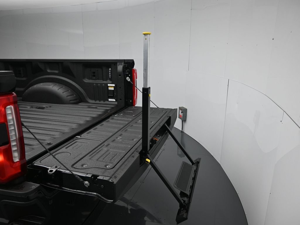 New 2026 Agate Black Metallic Ford Lariat image 29