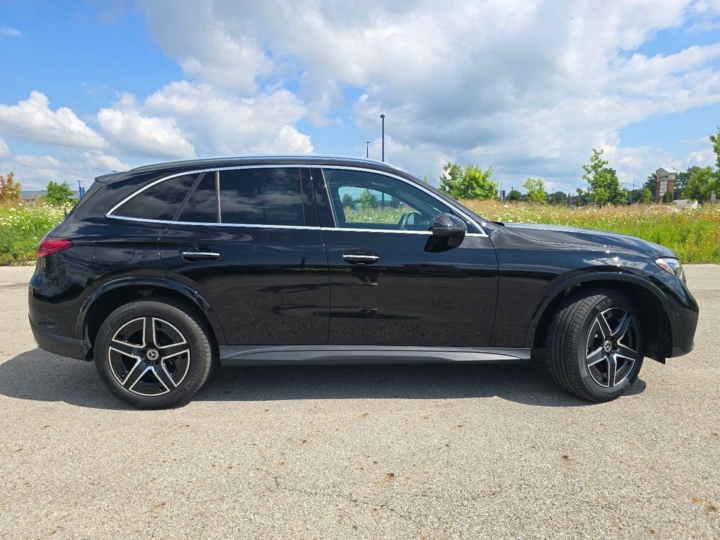 Used 2026 Black Mercedes-Benz GLC 300 image 22