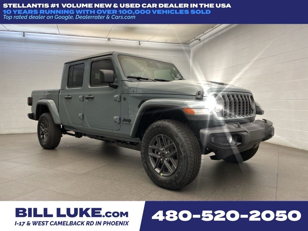 2026 Jeep Gladiator Sport S Auto's photo