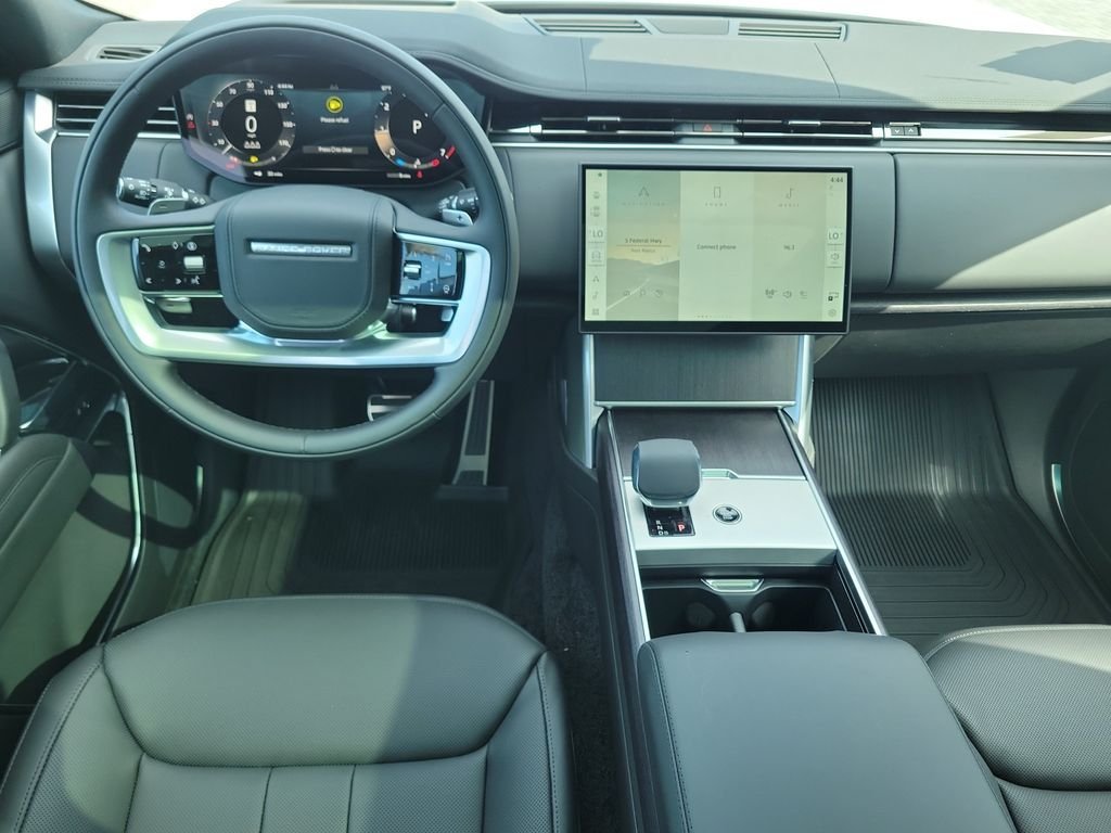 New 2026 Fuji White LAND ROVER SE image 18