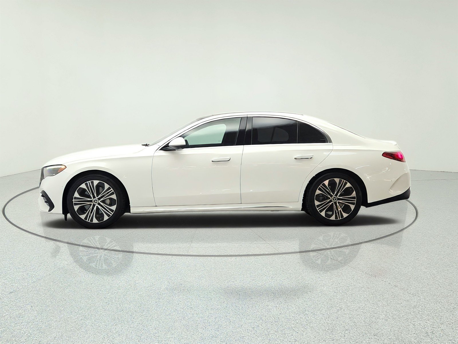 Used 2025 Polar White Mercedes-Benz E 350 RWD Sedan image 8