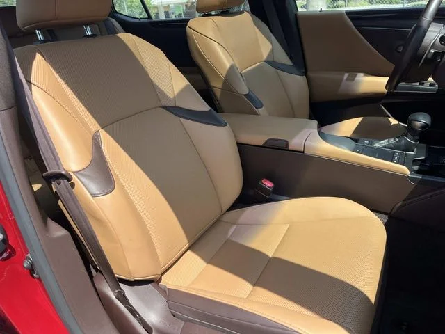 Certified Used 2020 MATADOR RED MICA Lexus 300h image 27
