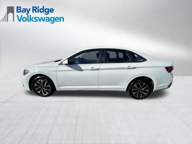 2024 Volkswagen Jetta 1.5T S photo 2