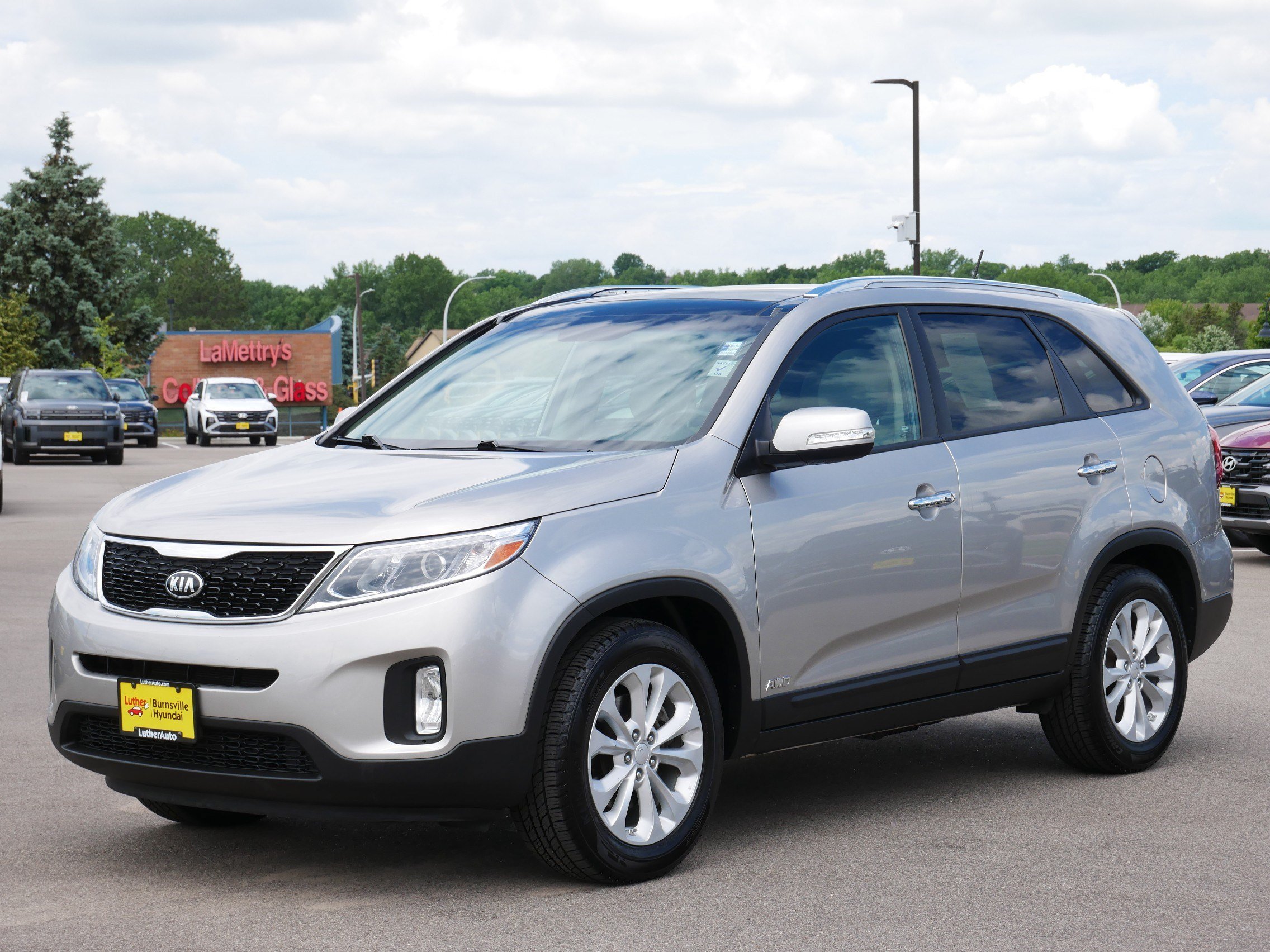 Used 2015 Satin Metal Kia EX image 3