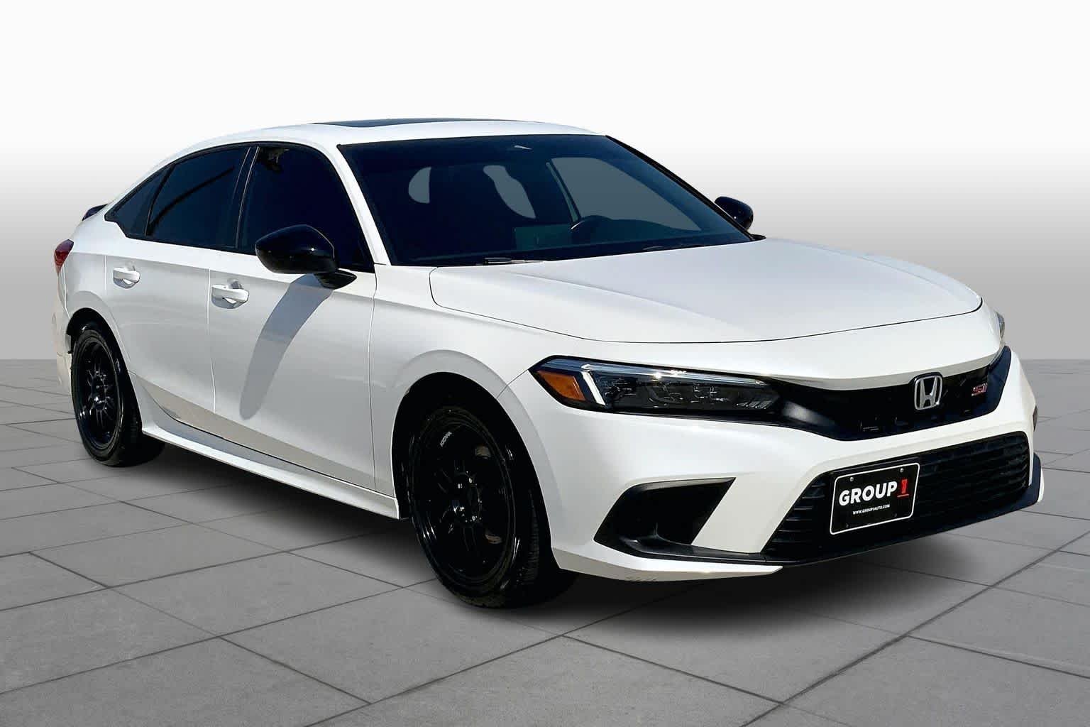 Used 2024 Platinum White Pearl Honda  image 6