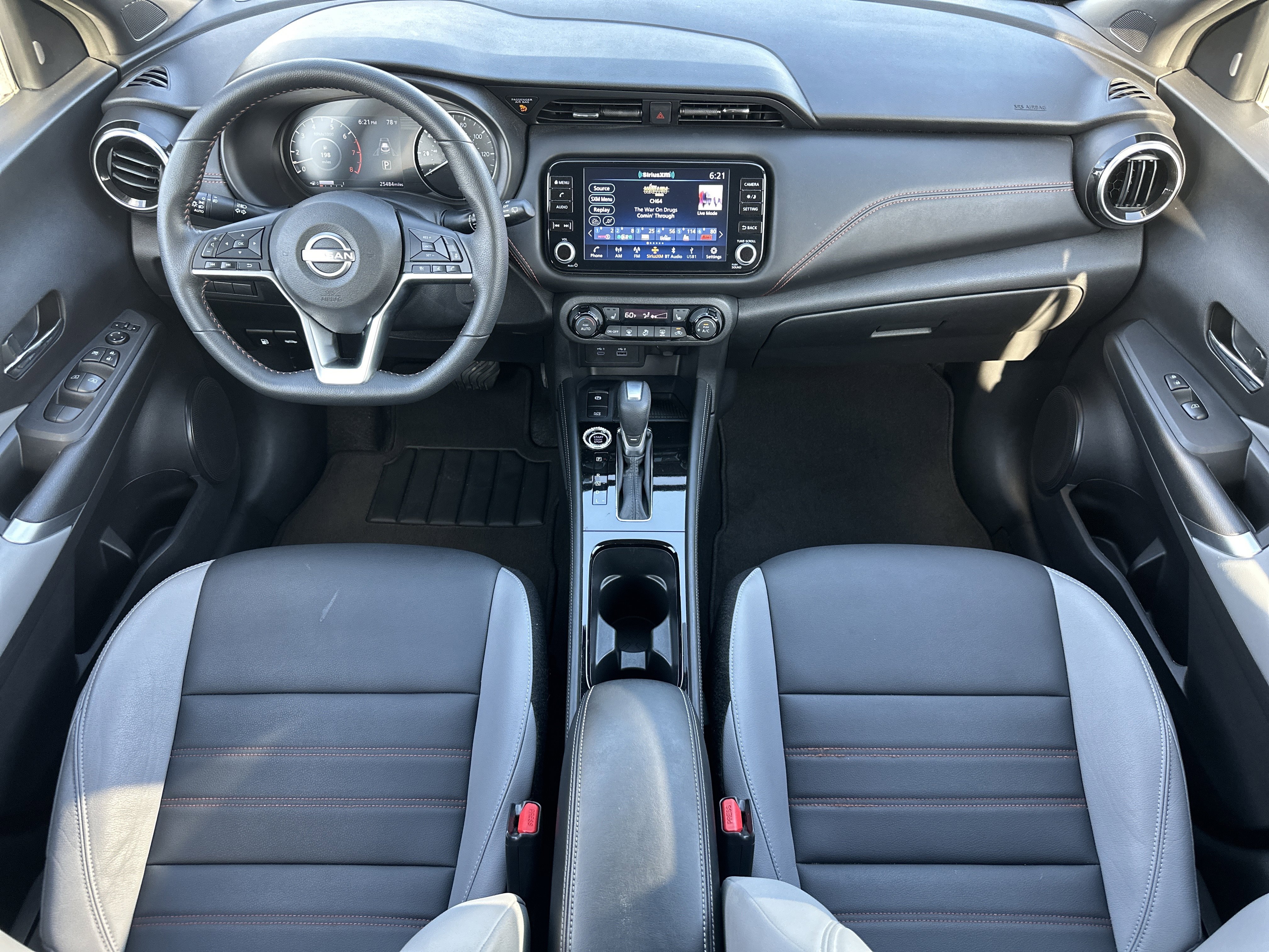 Used 2023 Gray/Super Black Nissan SR image 22