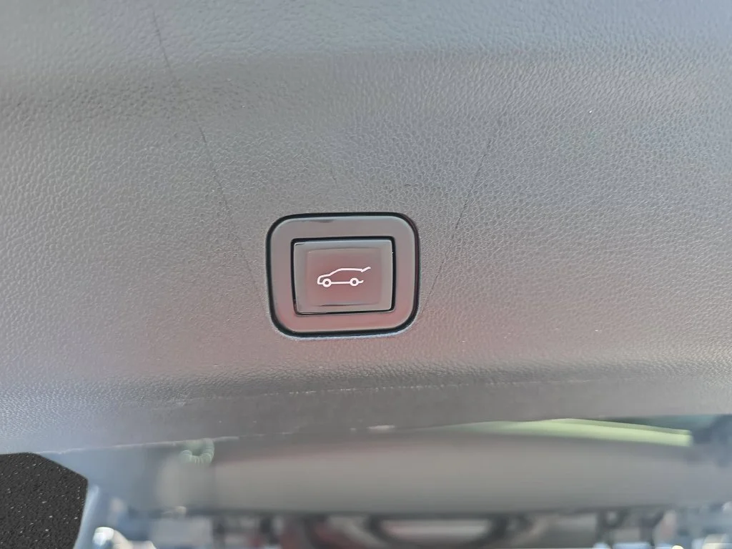 2024 Chevrolet Tahoe Premier - Photo 13
