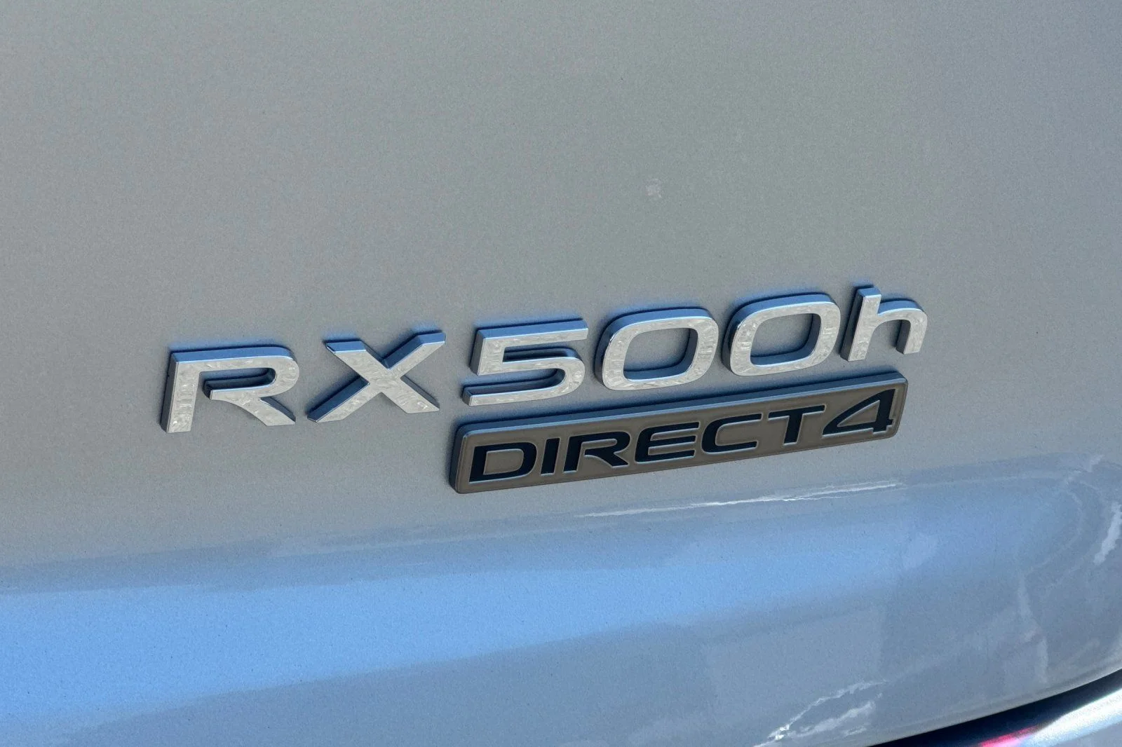 2024 Lexus RX Hybrid 500h - Photo 23