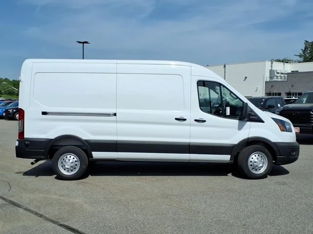New 2026 Oxford White Ford Base image 24