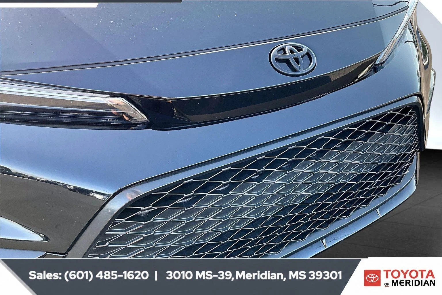 Used 2023 Midnight Black Metallic Toyota SE image 21