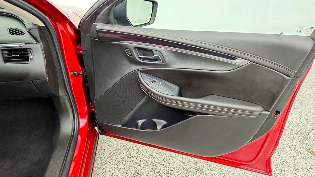 Used 2018 Cajun Red Tintcoat Chevrolet 4dr Sedan LT w/1LT image 25