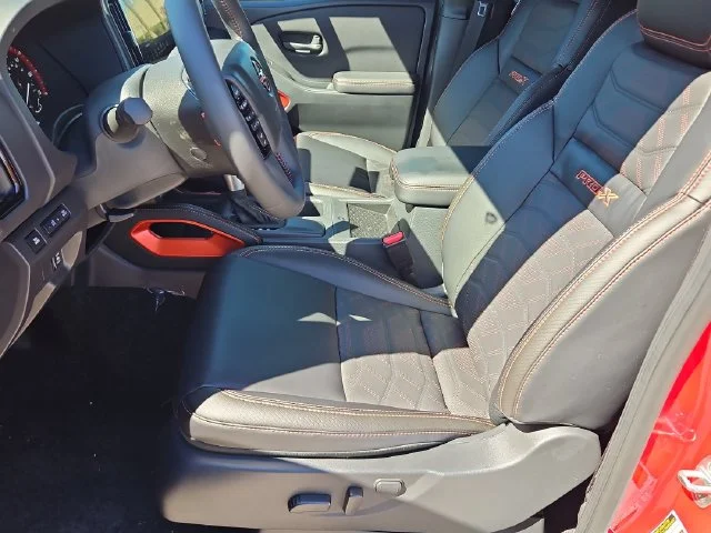 2026 Nissan Frontier PRO-X - Photo 6