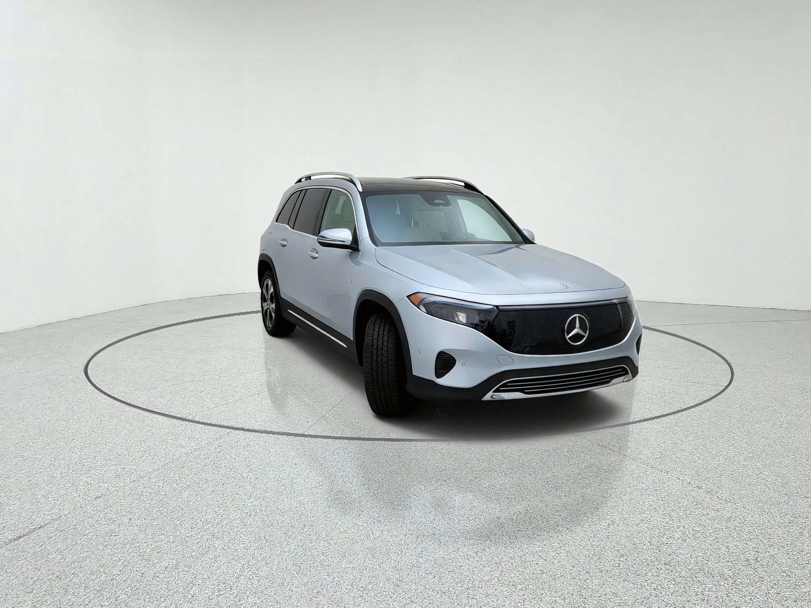 Used 2024 Cirrus Silver Metallic Mercedes-Benz EQB 250+ image 4