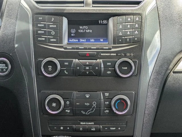 Used 2018 White Ford XLT image 26