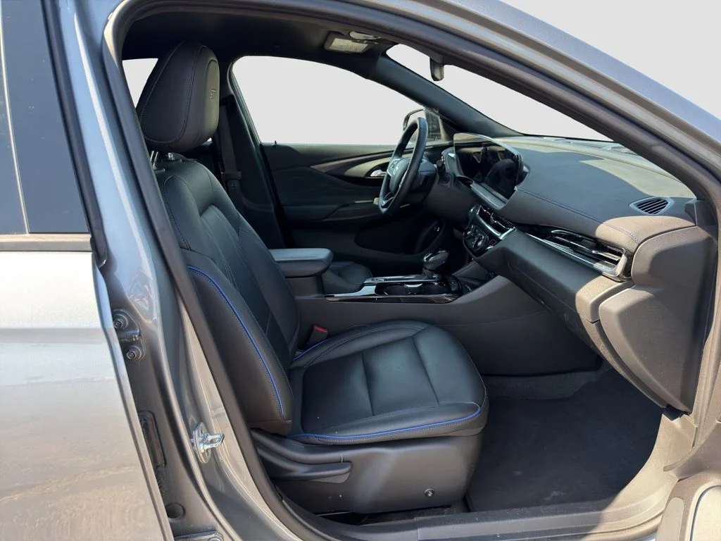 2025 Buick Envista Sport Touring - Photo 27