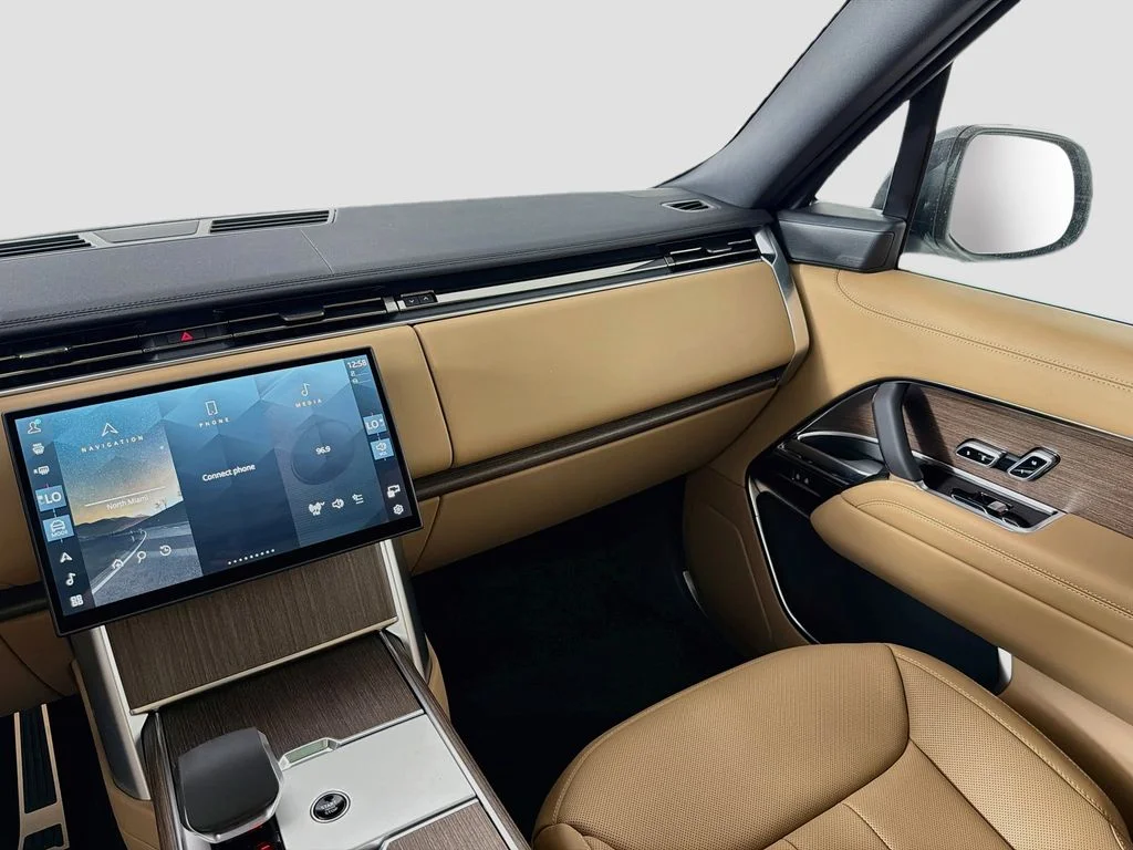 New 2026 Fuji White Land Rover SE 7 Seats image 25