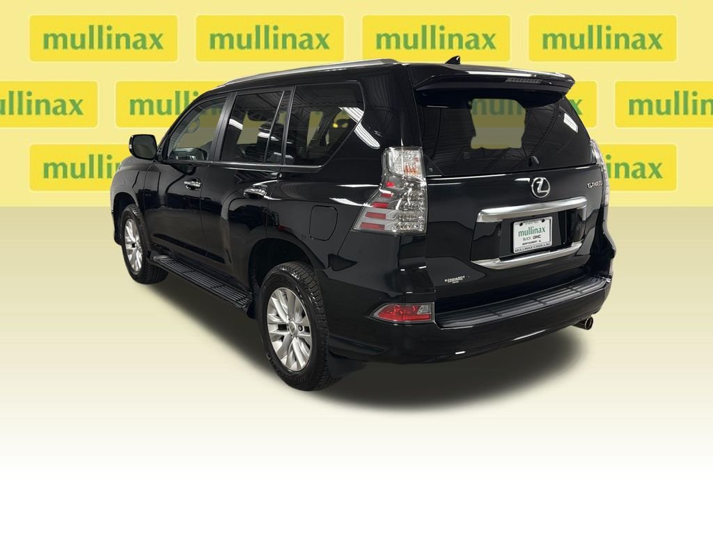 Used 2021 Black Lexus 460 image 15