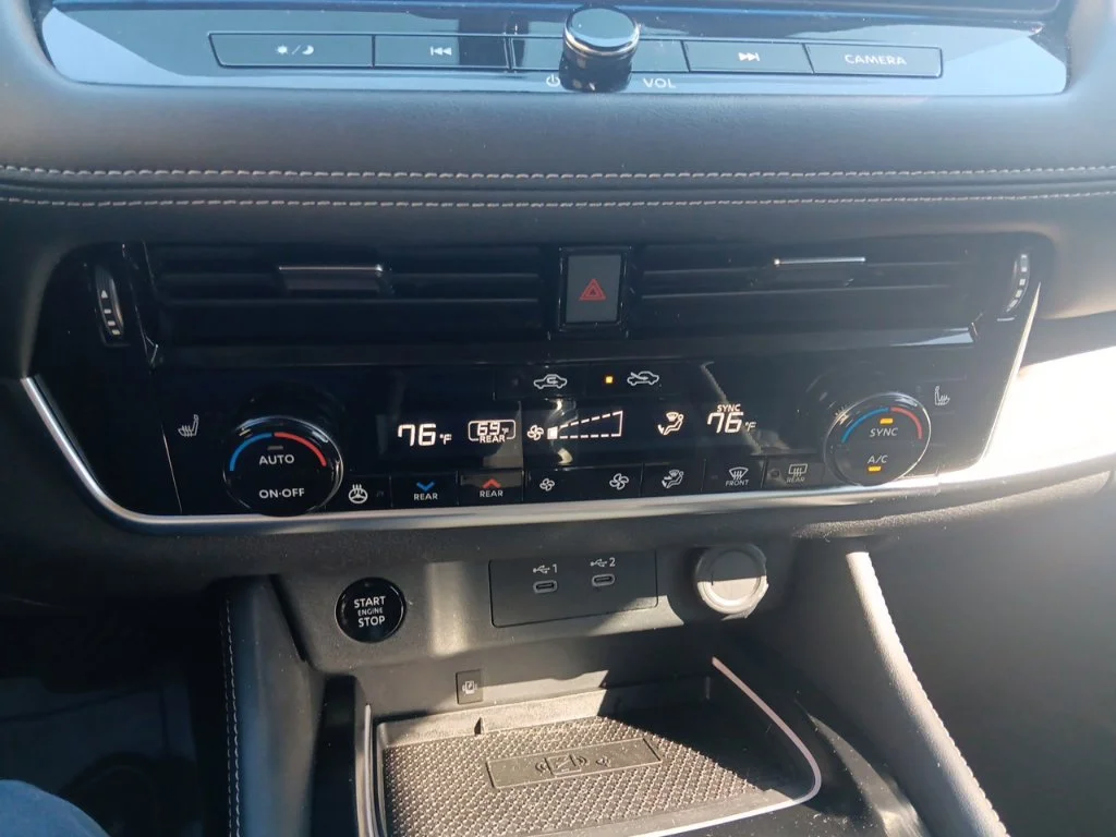Used 2025 Boulder Gray Pearl Nissan Platinum image 27