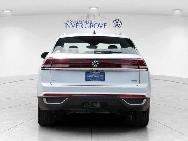 New 2026 White Volkswagen 2.0T SE w/Technology image 3
