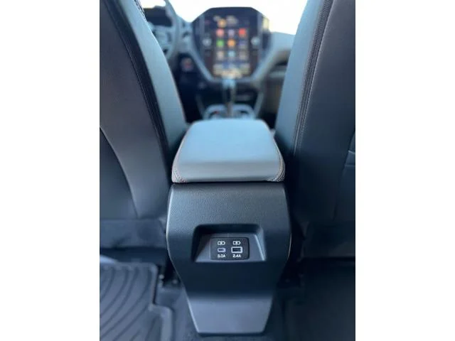 New 2026 CRYSTAL WHITE PEARL Subaru Limited Hybrid image 25
