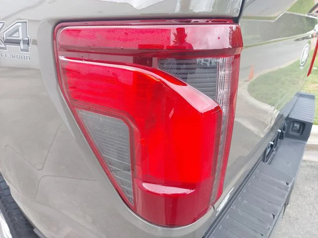 Used 2025 Gray Ford XLT image 34