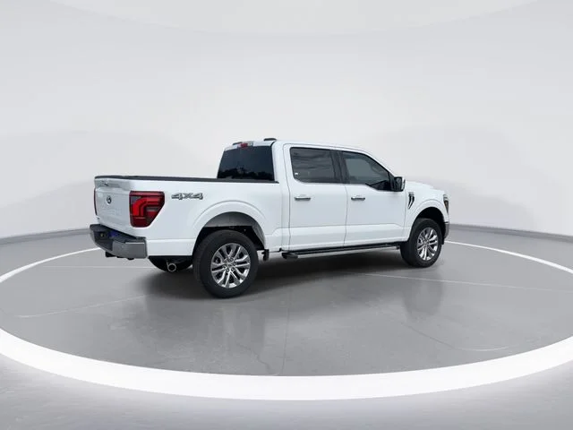 Used 2025 White Ford Lariat image 5