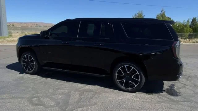 Used 2025 Black Chevrolet RST image 6