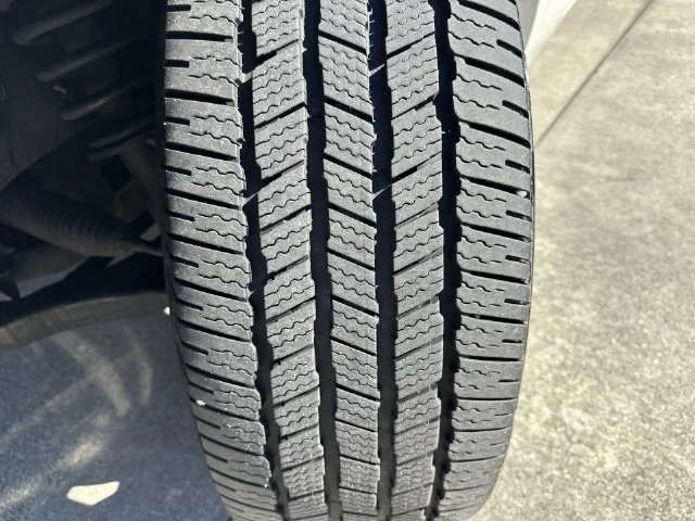Used 2015 White Ford Limited image 11
