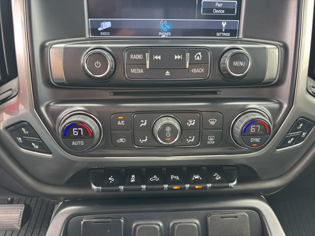 Used 2018 Cajun Red Tintcoat Chevrolet LTZ image 31